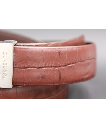 TORRENTE slit belt in brown calfskin imitation croco, nickel buckle - detail
