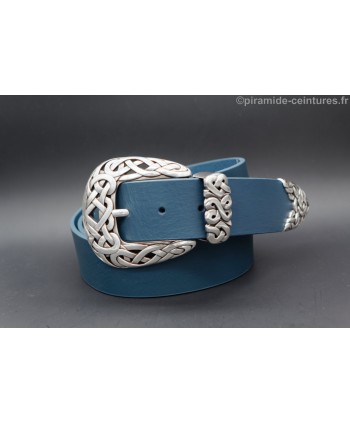 Large turquoise leather belt toecap