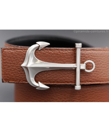 Reversible black and brown leather belt 40 mm with anchor buckle - brown side - buckle detail.