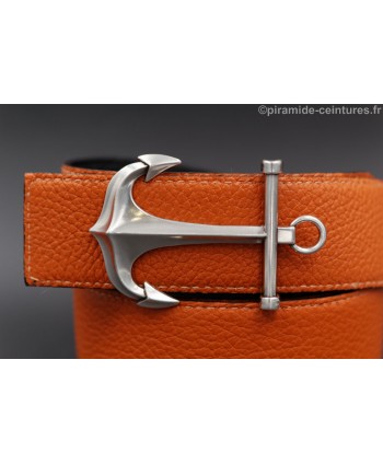 Reversible black and orange leather belt 40 mm with anchor buckle - orange side - buckle detail.