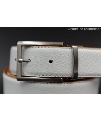 Reversible 35 mm leather belt camel and white with thin nickel pin buckle - white side - buckle detail