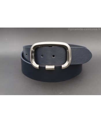 Open oval buckle navy blue belt