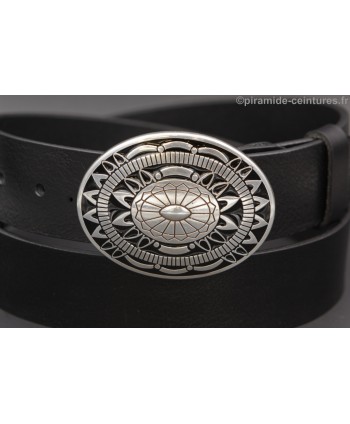 Black leather belt with Aztec buckle - buckle detail