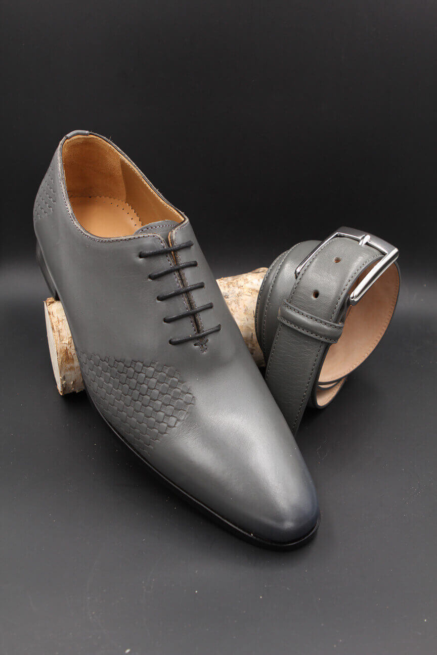 Gray leather belt and gray leather shoe